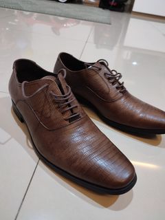 (Kategori: ) berada di . Dikirim oleh sunnysecondbrandedstore (ID iklan 1210401721, Gambar 1). Deskripsi: .