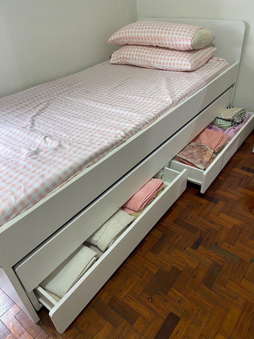 SINGLE PULLOUT BED, Furniture & Home Living, Furniture, Bed Frames