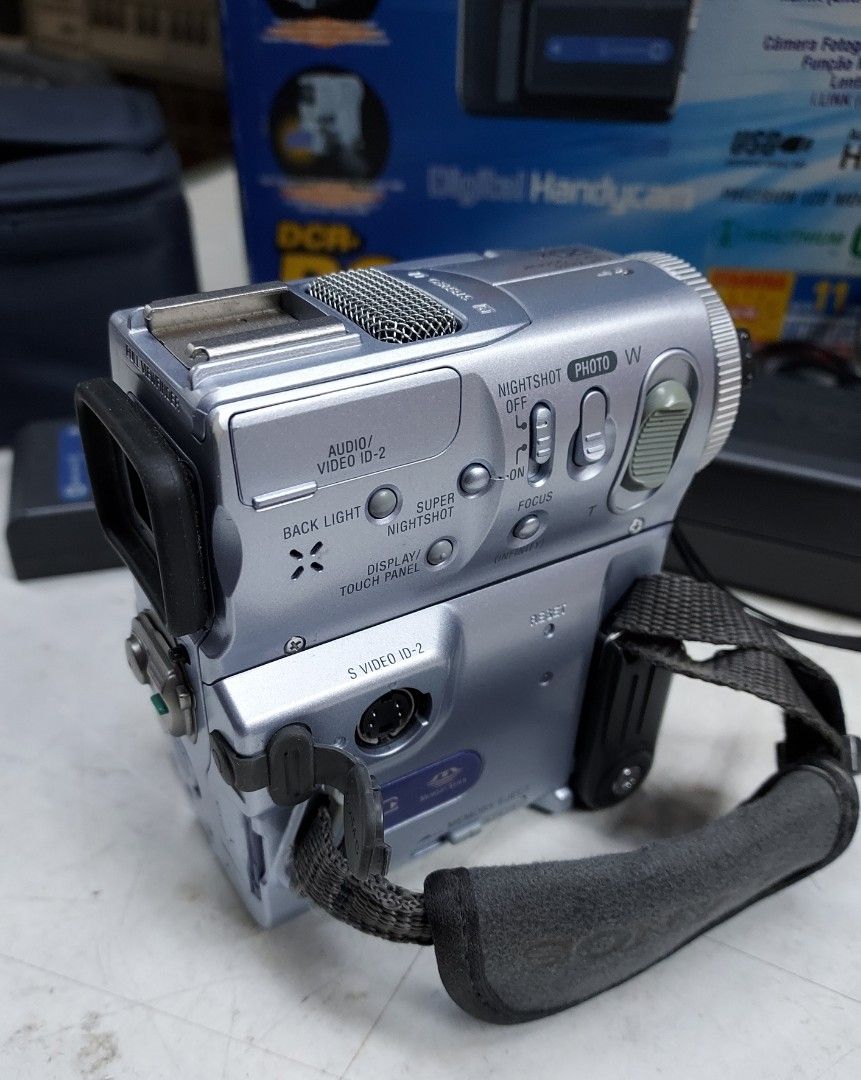 ジャンク ソニー SONY DCR-PC9 ハンディカム miniDVテープ Sony