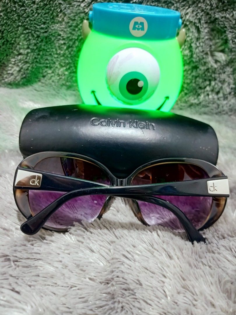 Sunglasses Calvin Klein authentic, Women's Fashion, Women's Accessories