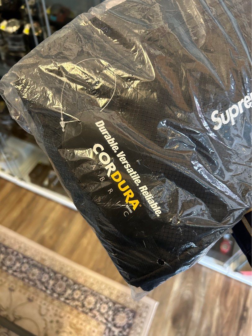 Supreme Duffle Bag SS 22 - Black