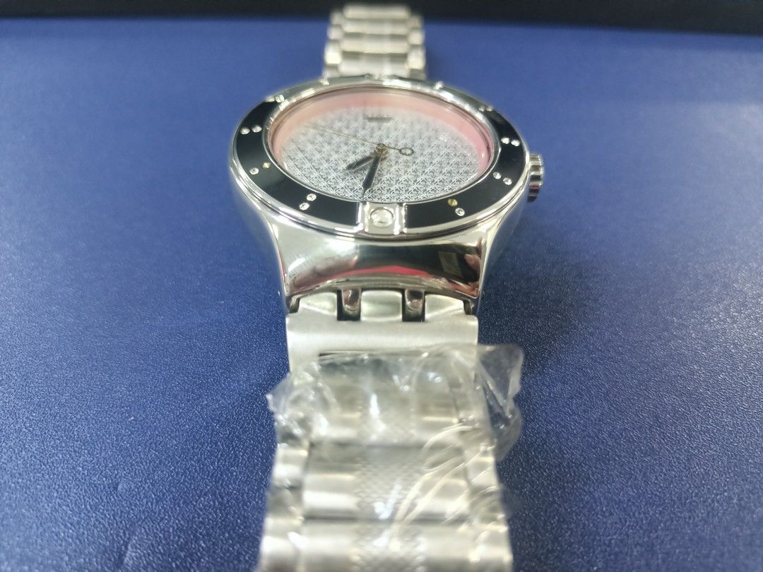 Swatch sr626sw v8 hotsell