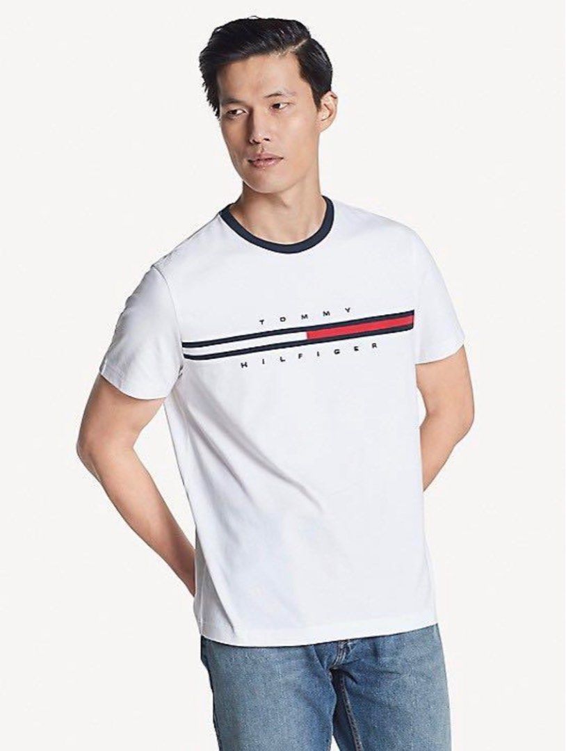 Tommy Hilfiger Essential Flag Logo T Shirt Men s Fashion Tops