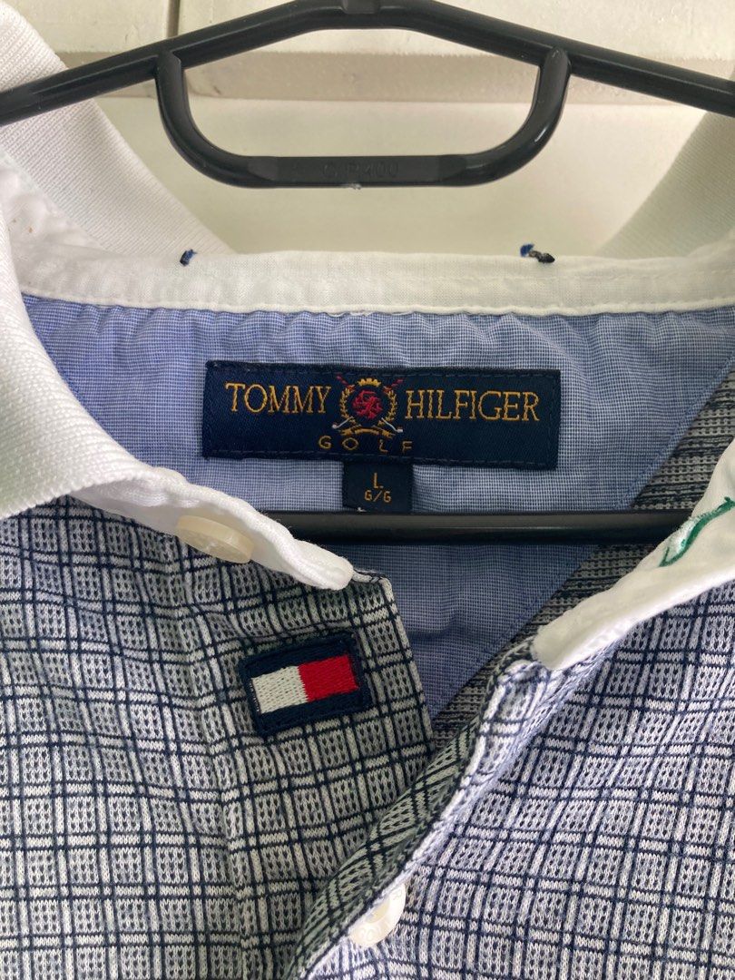 Tommy Hilfiger Polo Shirt (Category: Tshirts & Polo Shirts ) located in Lucena. Submitted by denimed (Listing ID 1210304046, Image 2). Description: - AUTHENTIC - Issue: small hole underneath the back collar (pm to see issue) - 300 + SF .