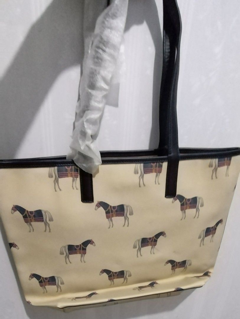 Tory burch horse tote top