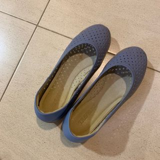 (Category: ) located in . Submitted by mintmiaomiao (Listing ID 1210365153, Image 1). Description: .