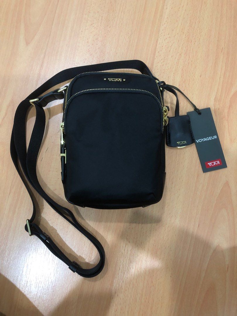 Tumi voyageur ruma shop crossbody