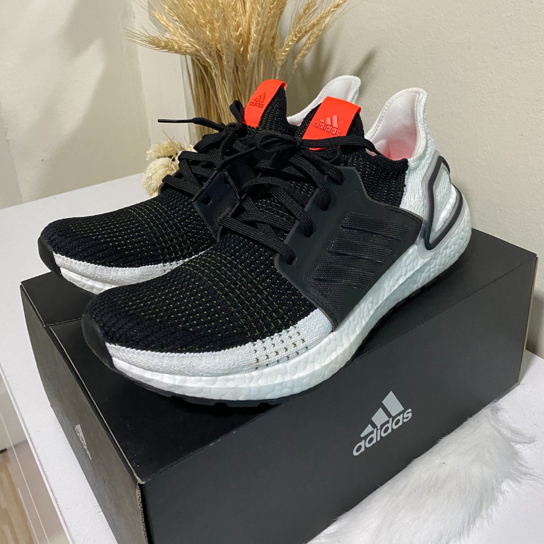 Ultraboost 19 shoes white grey online