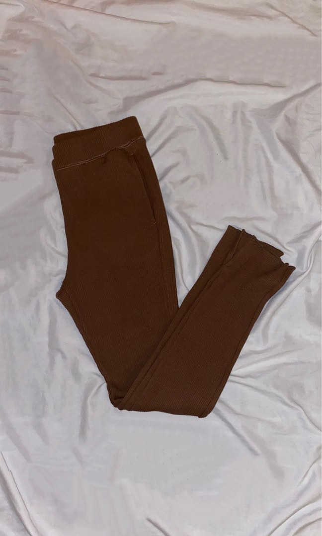 Uniqlo lounge pants, Women's Fashion, Bottoms, Jeans on Carousell