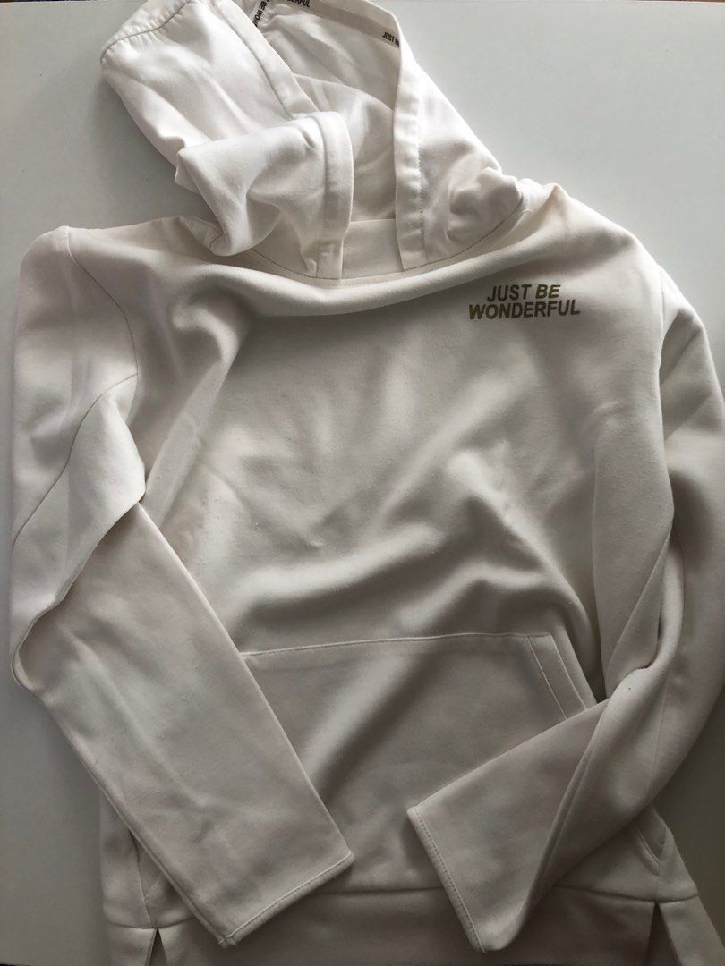 White jumper best sale hoodie