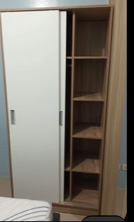 Wardrobe cabinet sliding door