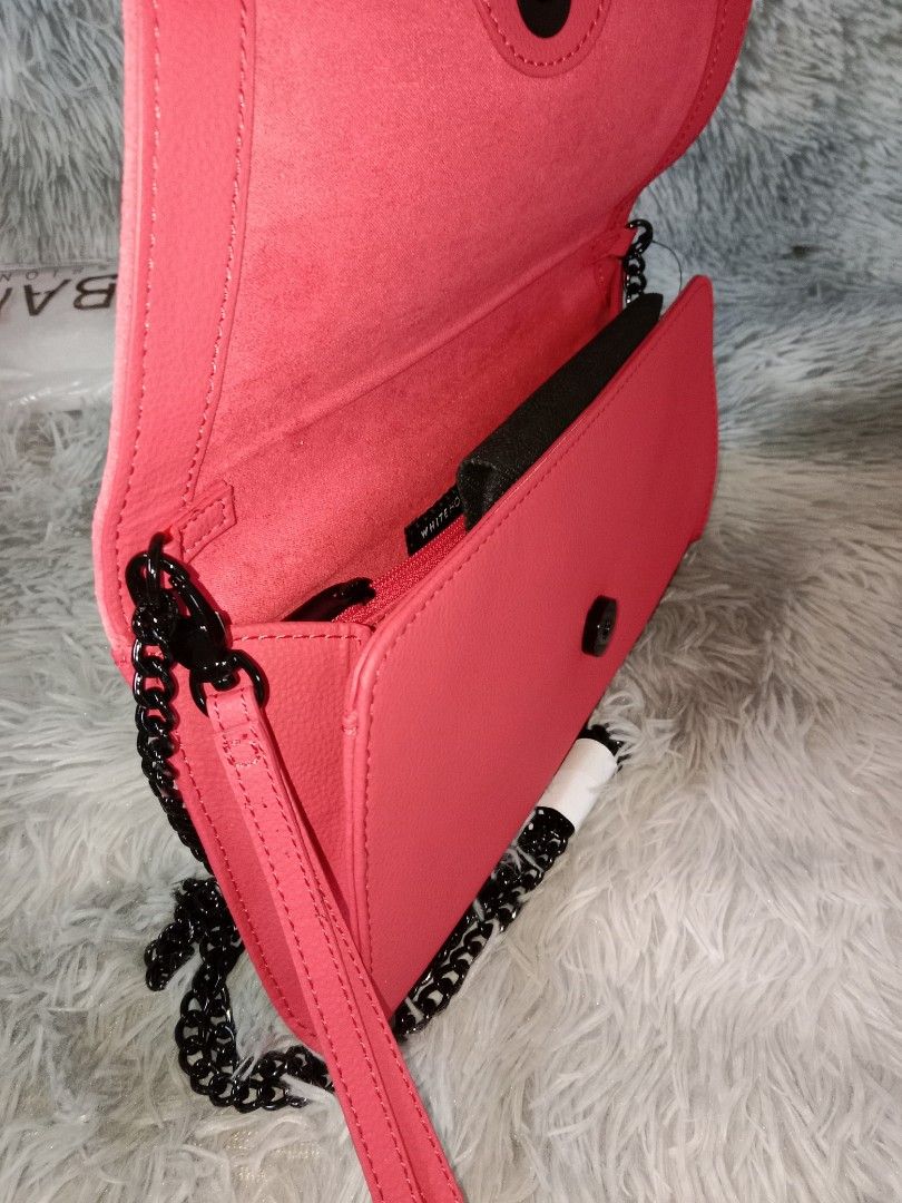 White house hot sale black market clutch