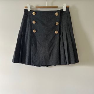 Zara dark gray pleated gold button detail skort