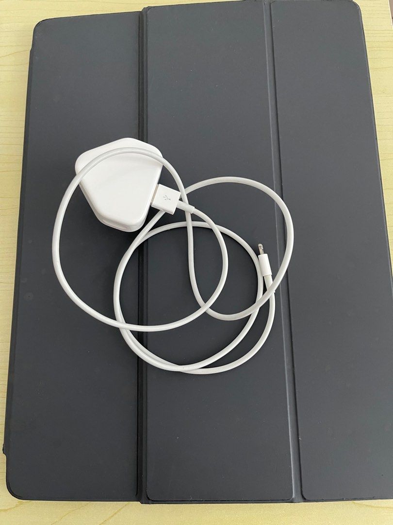12.9 inch iPad Pro 1st Gen 128GB Mobile/Wifi, Mobile Phones & Gadgets