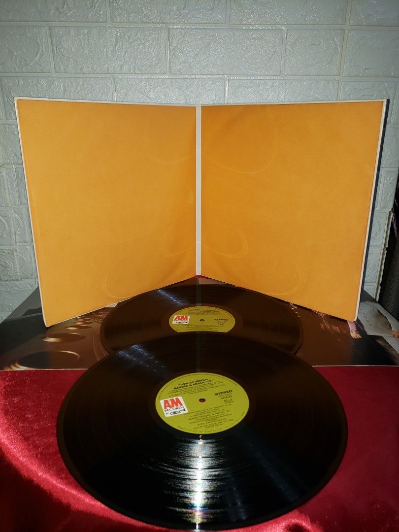 406] GATEFOLD / 2 LP / BOOKLET JAPAN PRESS 1972 (rare) - SERGIO 
