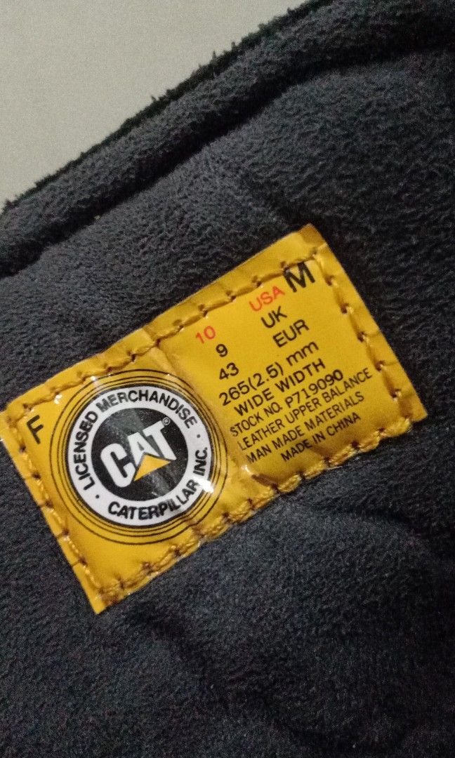 (9uk)(Rm178) CATerpillar Boots Hi Leather Dark Green, Men's Fashion