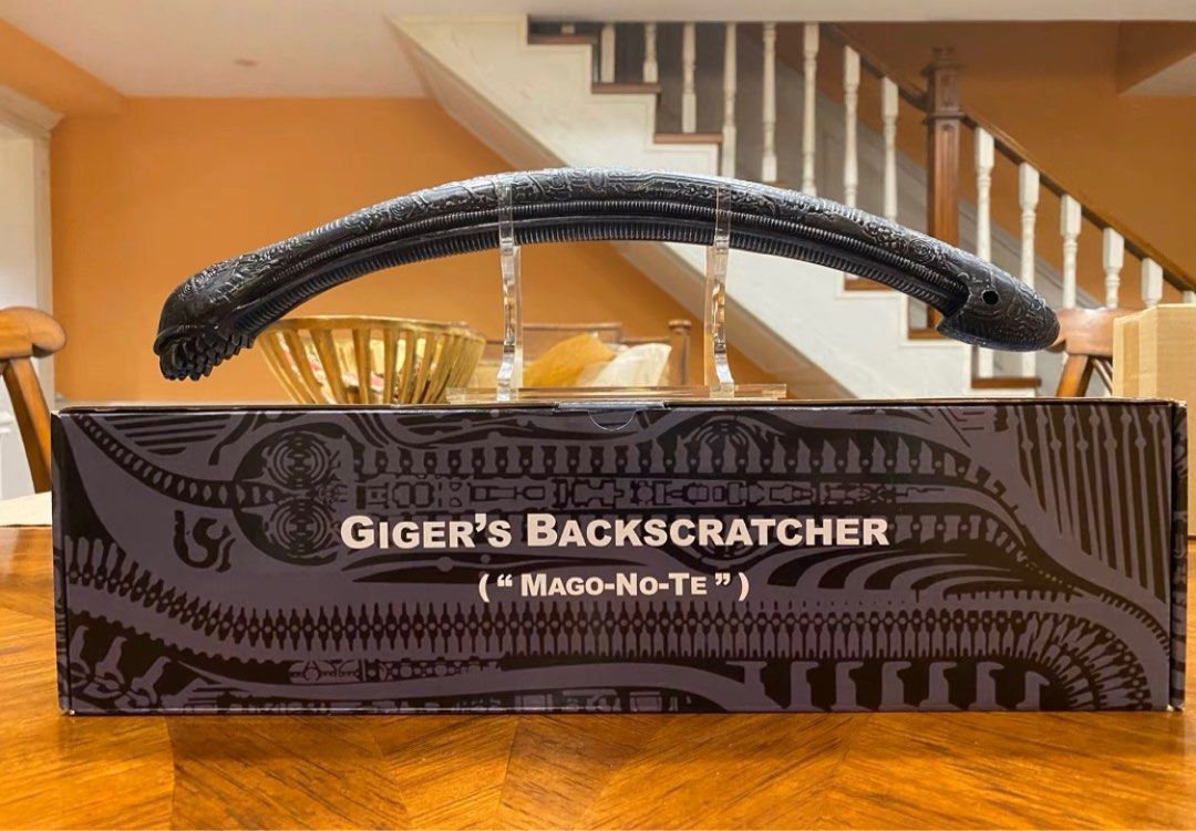 Giger Back 異形之父 HR Giger / Giger’s Backscratcher ( “Mago-No-Te” ) 雕塑 sculptures ...
