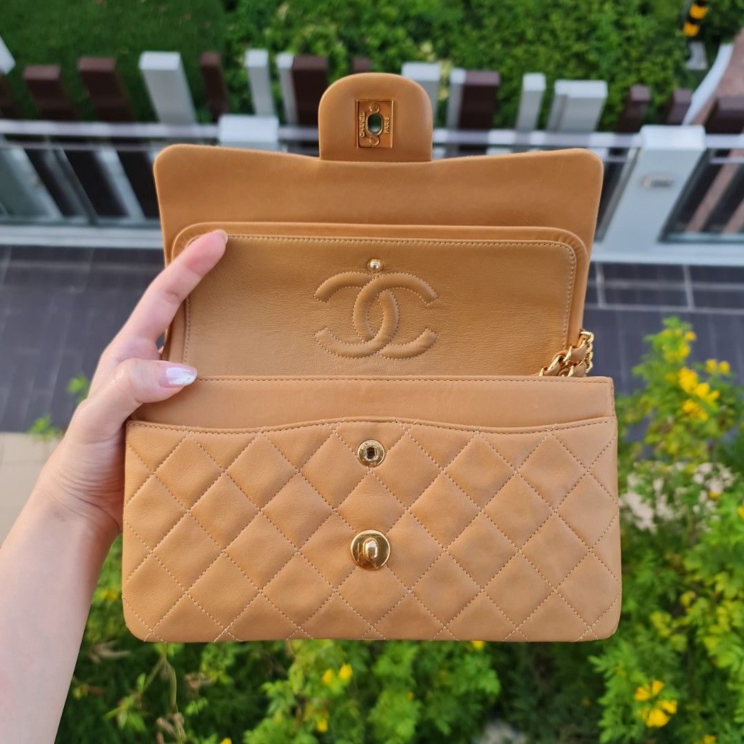 Chanel Vintage Caramel Beige Caviar Medium Classic Flap Bag 24k