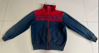(Category: ) located in . Submitted by qwerthrift (Listing ID 1210482651, Image 1). Description: .
