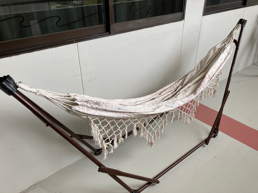 Airmocks Hammock, Furniture & Home Living, Outdoor Furniture on Carousell