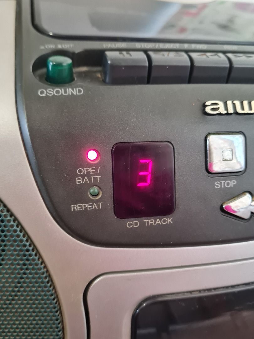 Aiwa Boombox Radio CD Cassette Player Vintage, Hobbies & Toys