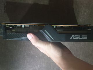 ASUS RX 5600XT