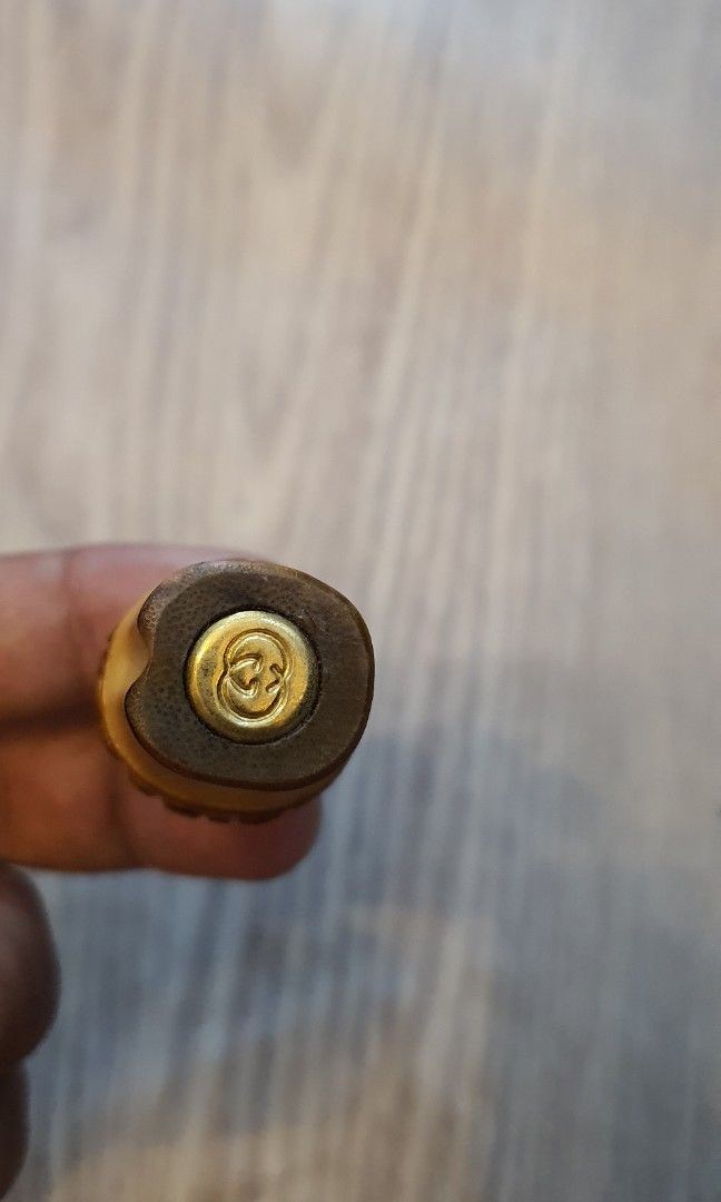 Authentic gucci bamboo keychain (Category: Luxury Accessories) located in Cavite. Submitted by ohmie23 (Listing ID 1210520424, Image 3). Description: Authentic gucci bamboo keychain.