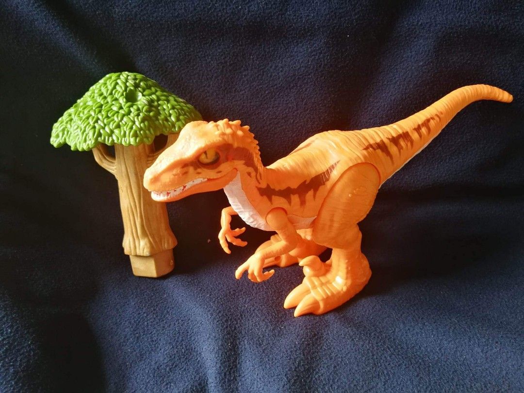 Authentic Robo Alive ZURU Dino Wars - Raptor, Hobbies & Toys, Toys & Games  on Carousell