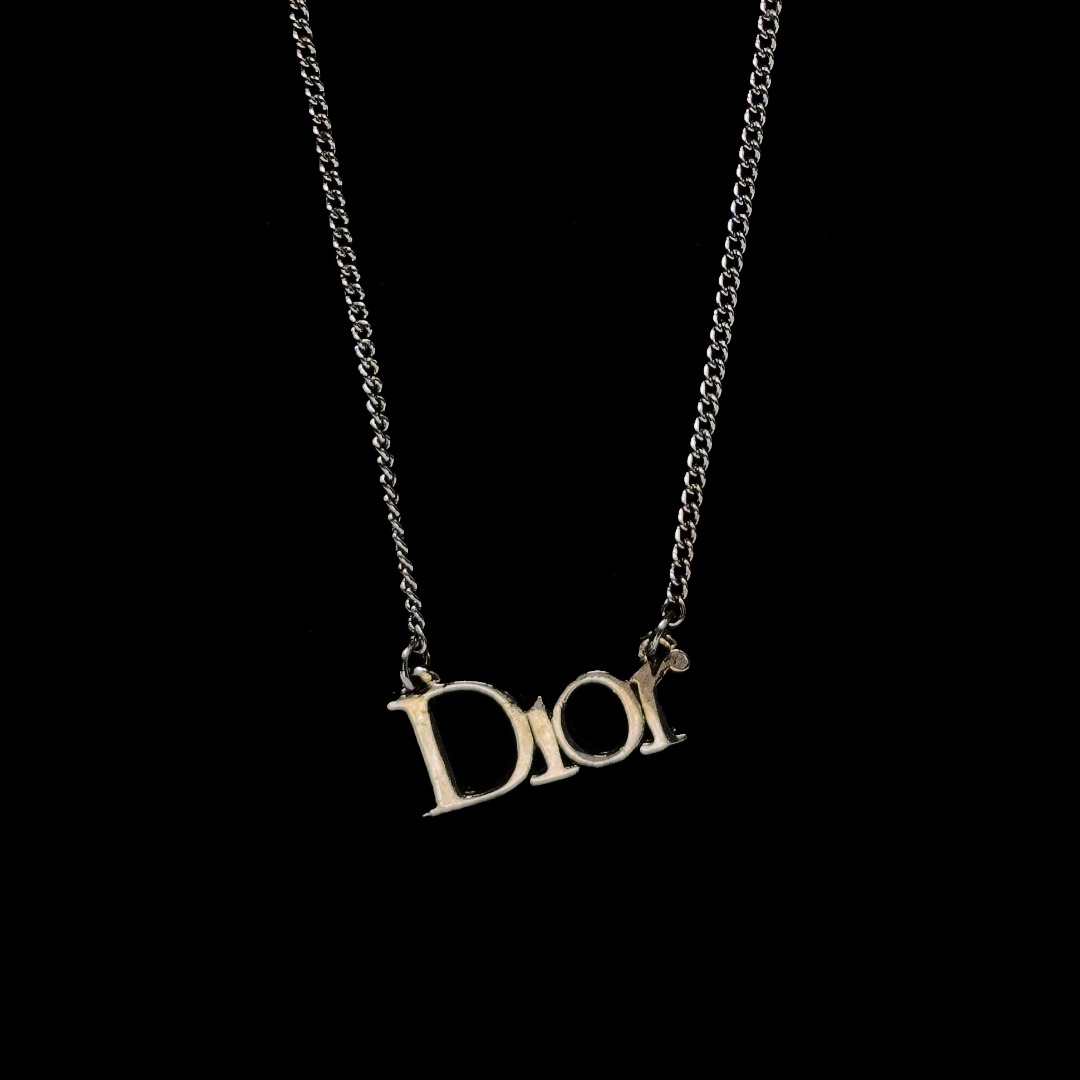 Dior spell out chain cheap