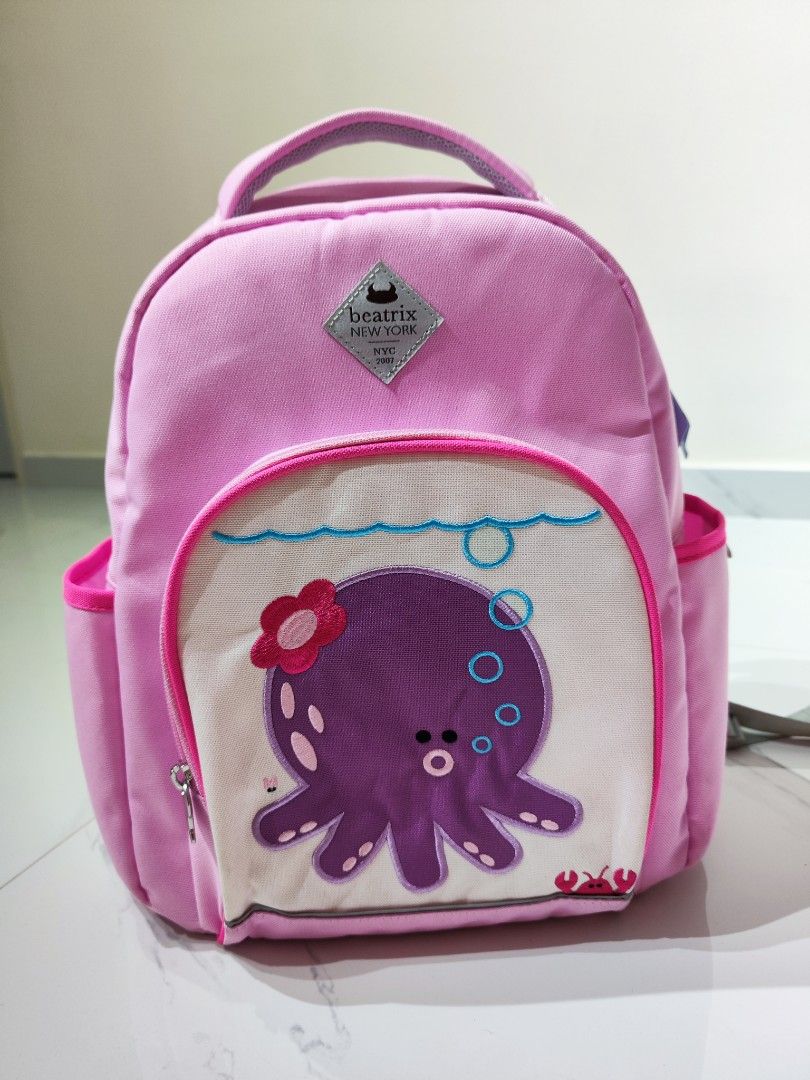 Girls new bag discount