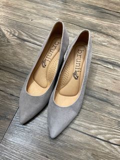 近全新｜Brunii 氣墊灰色跟鞋 跟高5cm 23