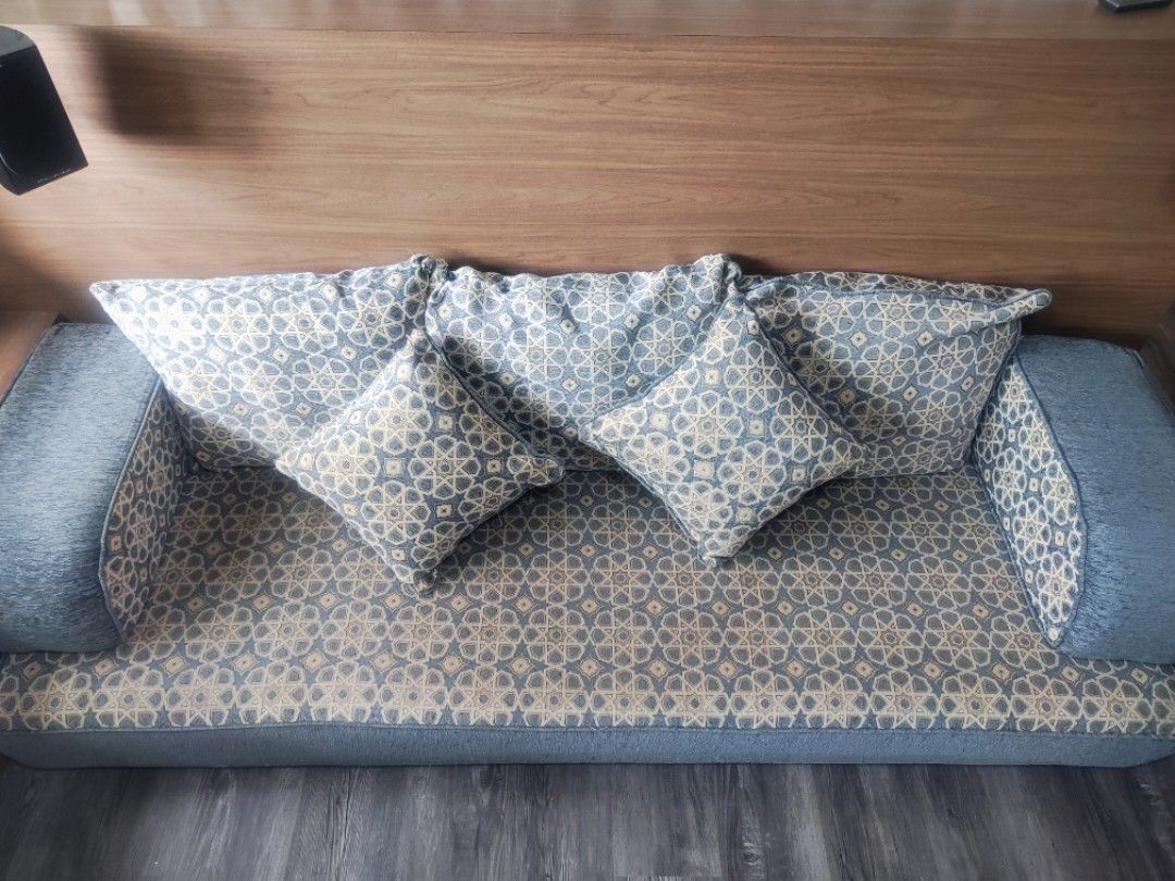 Camel Caravan Floor Sofa, Furniture & Home Living, Furniture, Sofas on