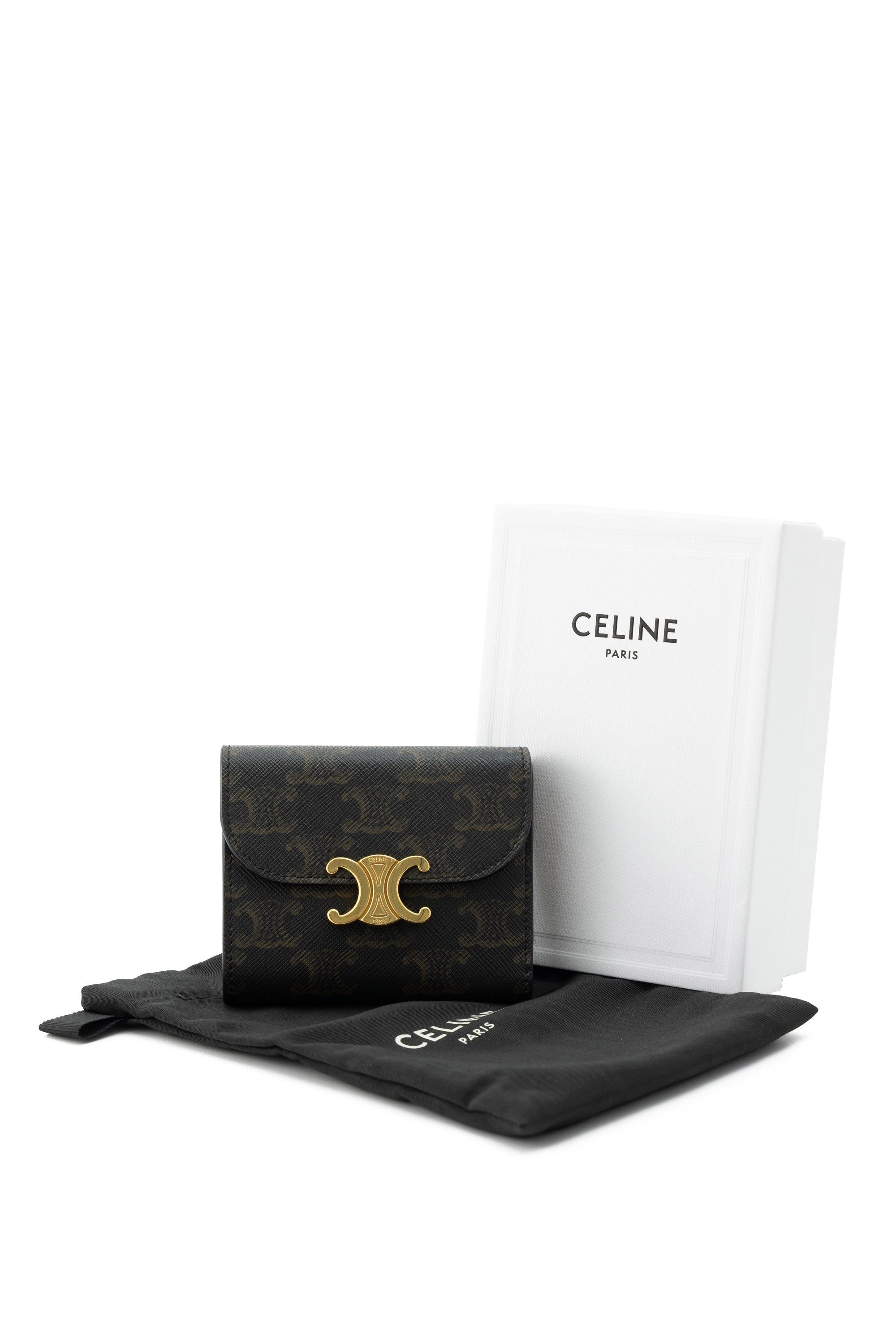 Pre-loved CELINE Small triomphe wallet triomphe canvas trifold wallet  Coated canvas leather white Yellow brown