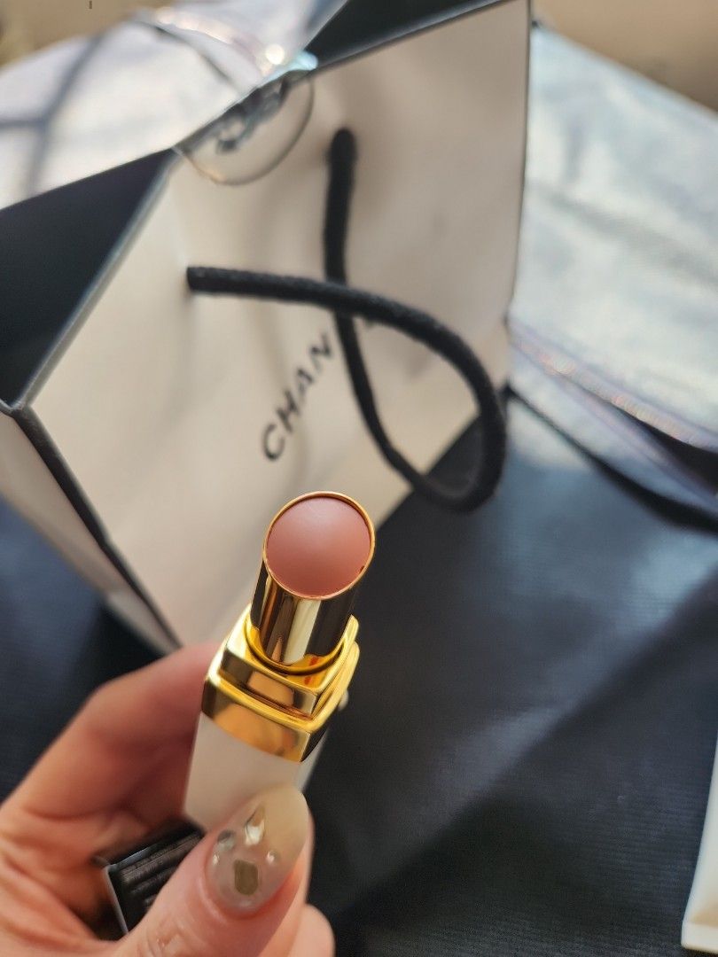 Chanel 有袋rouge coco baume lipstick唇膏914 natural charm with sample, 美容＆個人護理,  健康及美容- 皮膚護理, 化妝品- Carousell