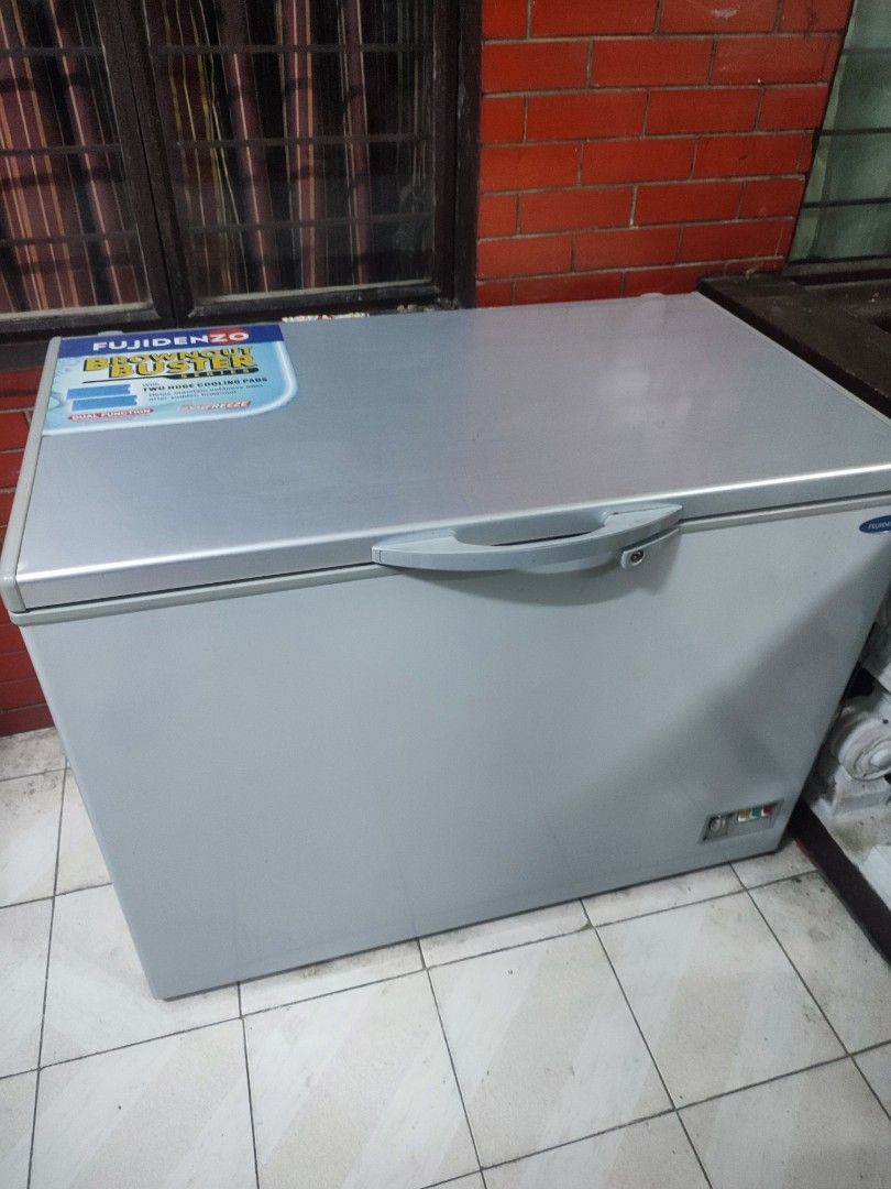 CHEST FREEZER (FUJIDENZO), TV & Home Appliances, Kitchen Appliances