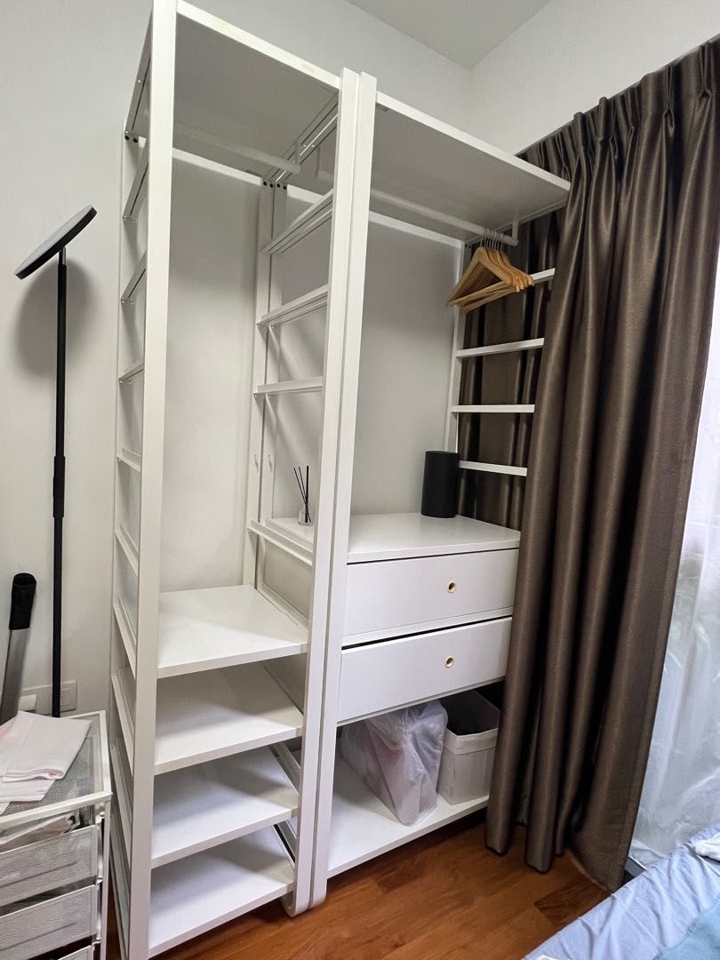 IKEA Elvarli wardrobe with drawers barely used hangs many things easy