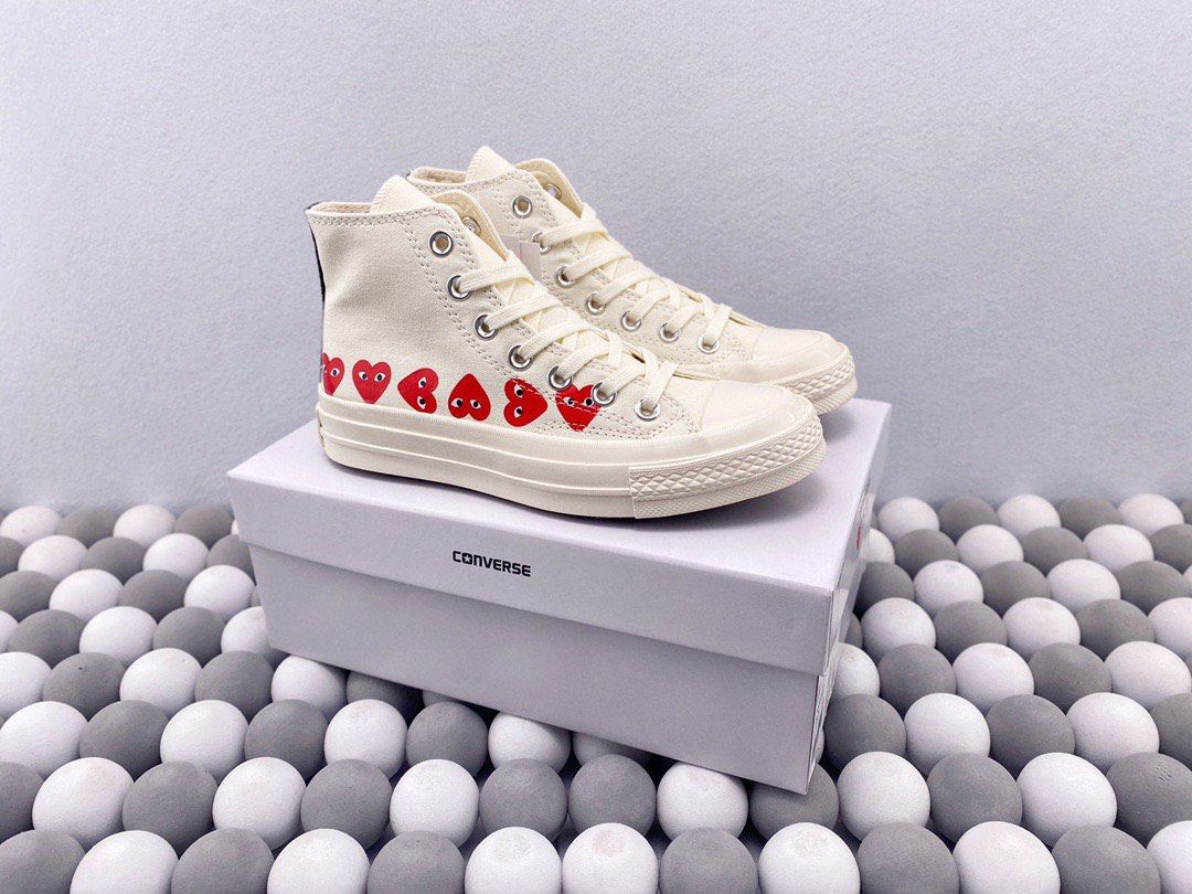 COMME DES GAR ONS CDG X CONVERSE CHUCK 70 HIGH MULTI HEART All sizes available