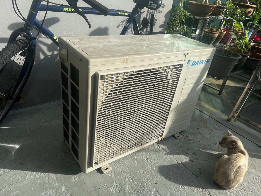Daikin Aircond Compressor 2HP. Suitable for 2 / 2.5HP use. Condition
