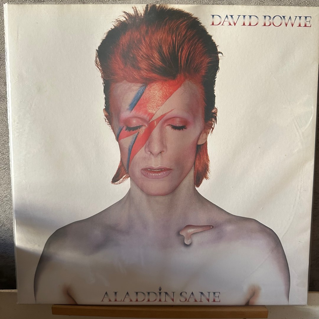 David Bowie Aladdin Sane Vinyl Record Hobbies And Toys Music And Media Vinyls On Carousell