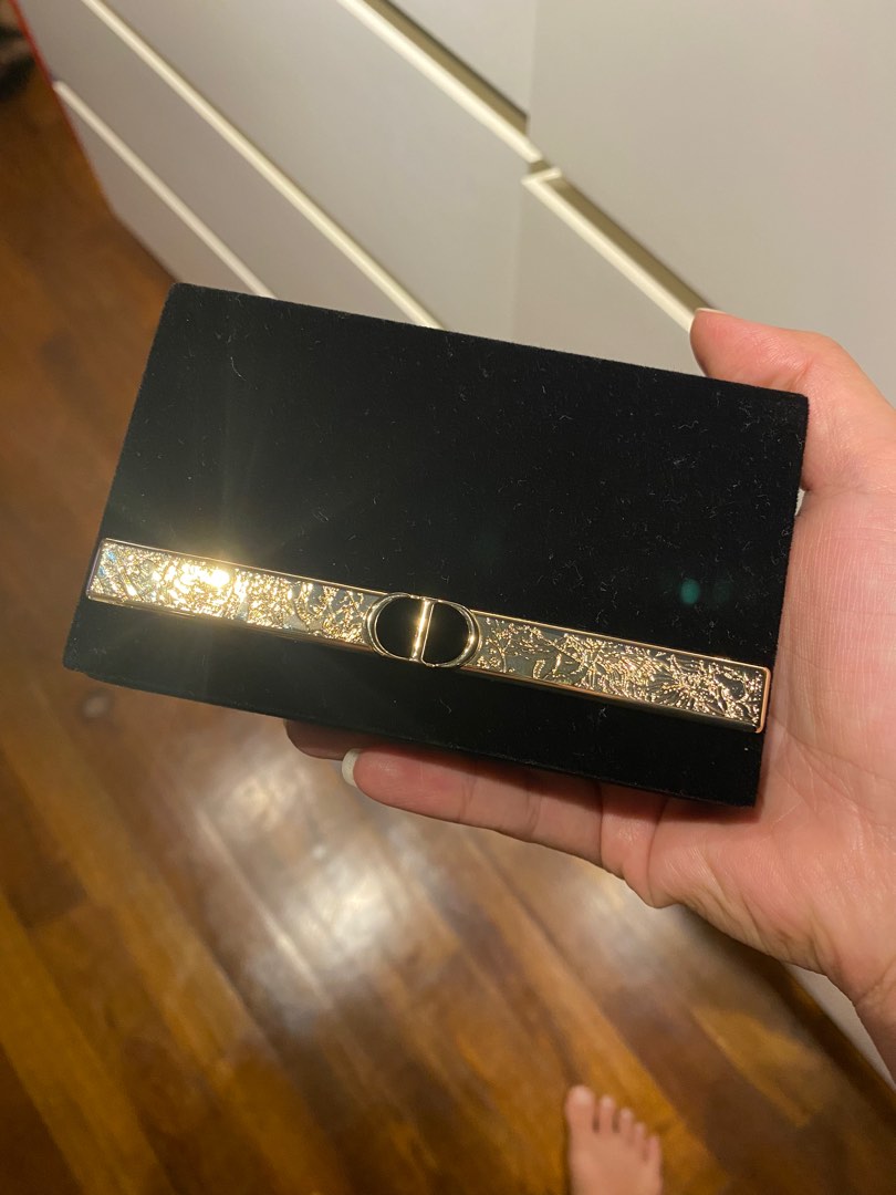 Dior eyeshadow palette (Holiday Limited Edition), Beauty & Personal