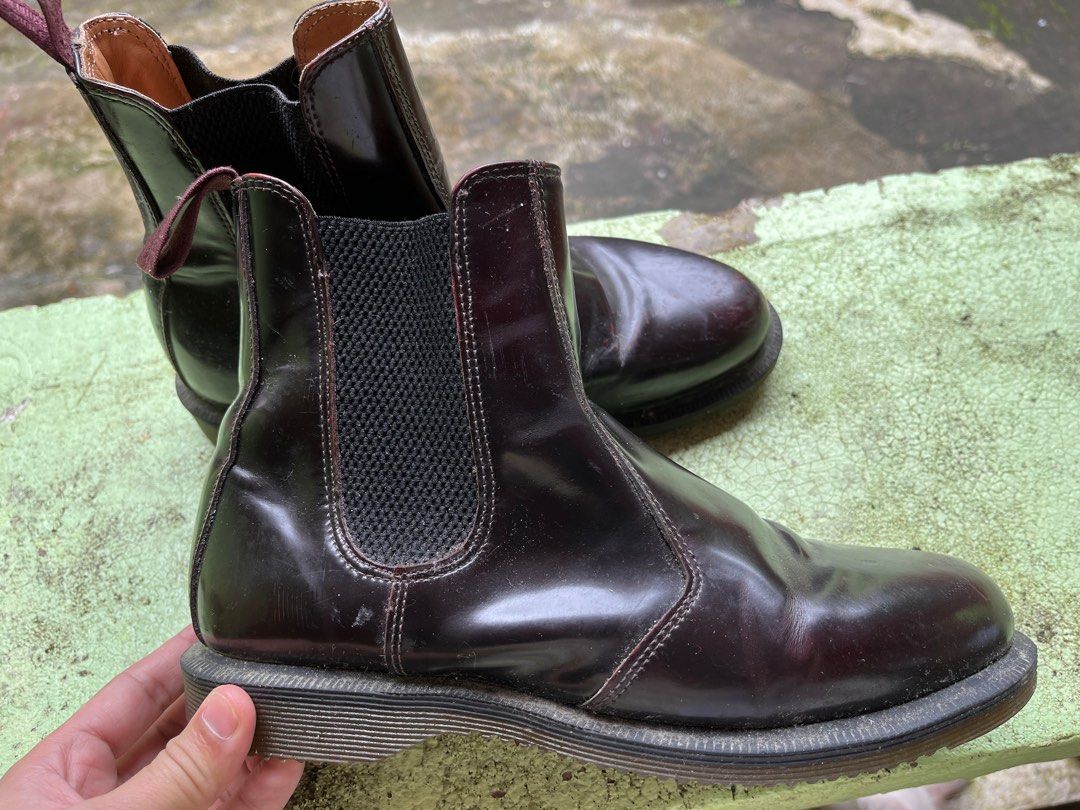 Dr martens flora cherry best sale red
