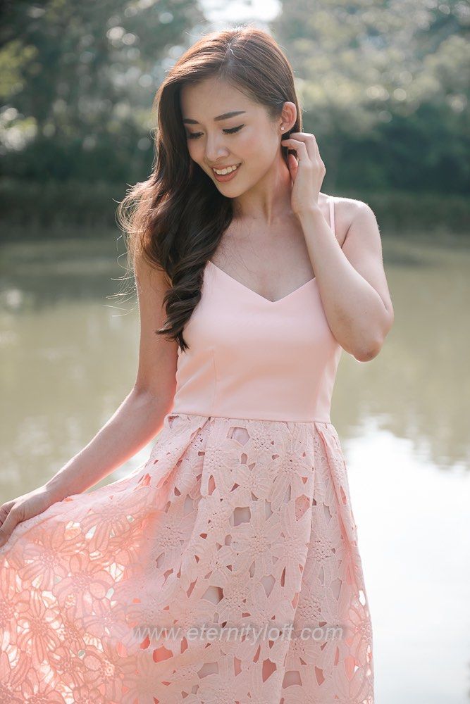 Loft discount lace dress
