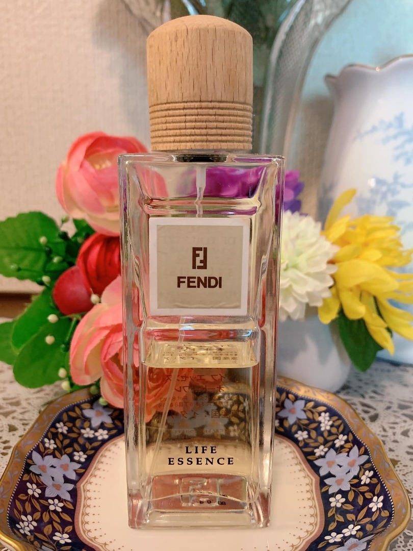 Fendi life sales essence perfume price