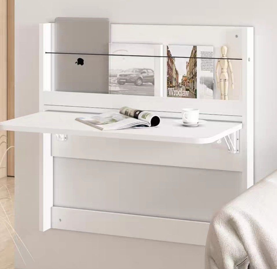 Foldable table (Category: Tables & Sets) located in Singapore. Submitted by cheapchapchup (Listing ID 1210520473, Image 1). Description: brand new but no box bought it for new house but wrong dimension. assemble screw all still in packing, qll brand new..