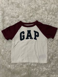 Gap shirt for toddler