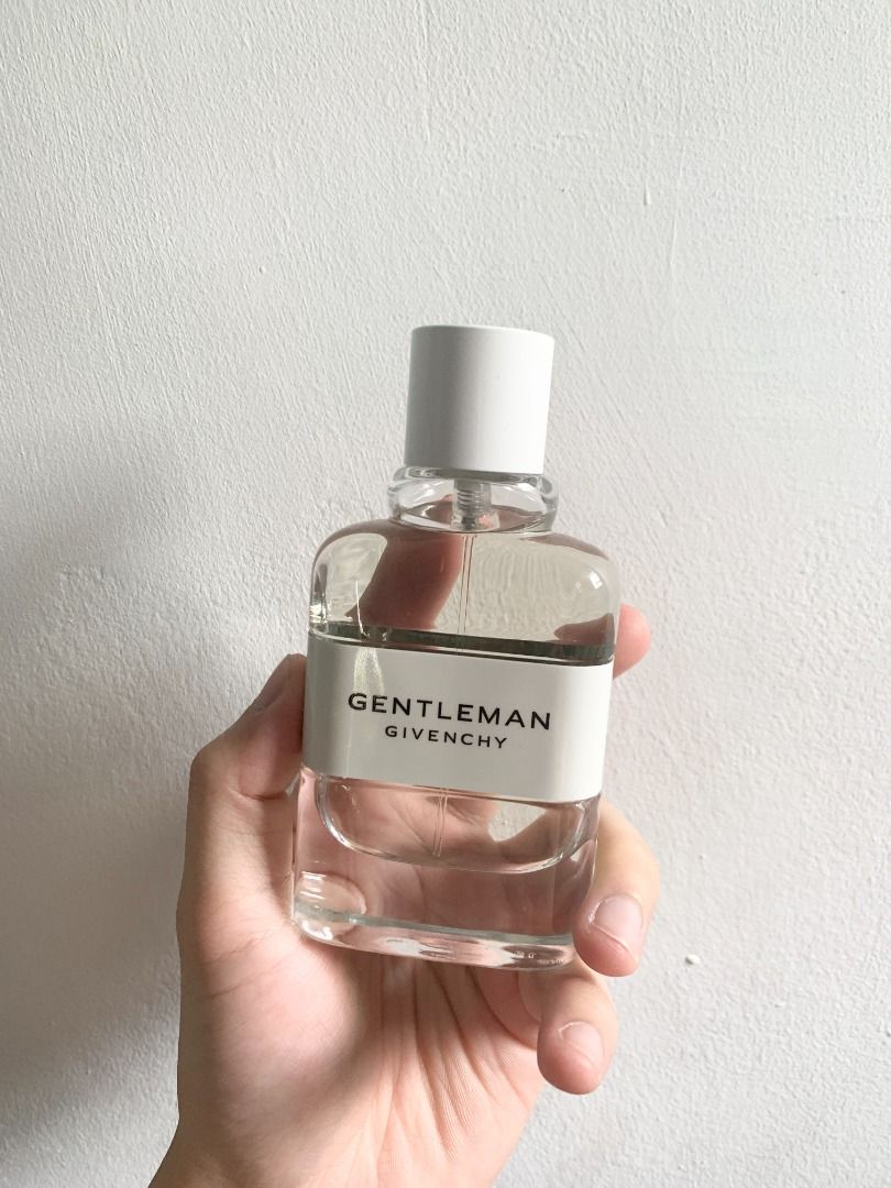 GIVENCHY Gentleman Cologne Eau De Toilette Spray 30ml Beauty