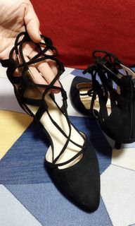 Grace Gift 黑色麂皮 芭蕾舞交叉綁帶 繫帶款 尖頭高跟鞋 23.5cm