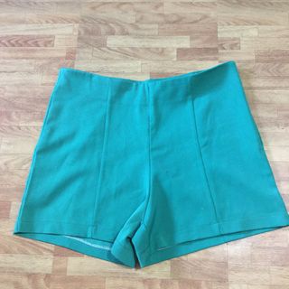 (Category: ) located in . Submitted by clothesbyszara (Listing ID 1210485157, Image 1). Description: .