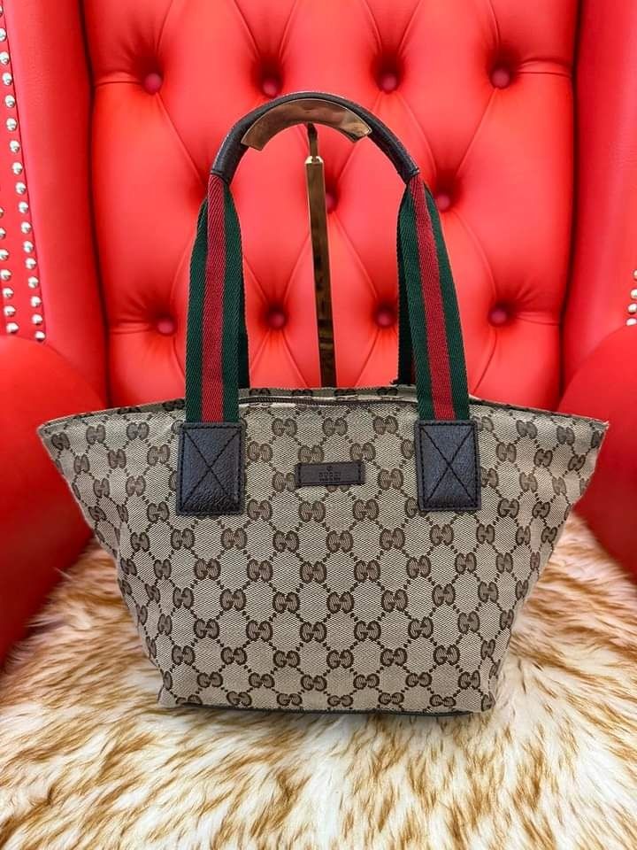 Gucci shelly bag clearance