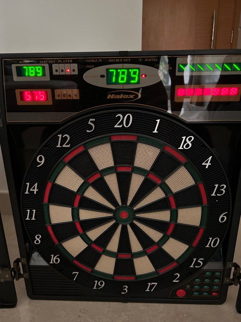 Halex electronic dartboard